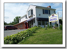 Hotels In The Berkshires, Berkshire Hotels, Hotels In Berkshire County, Hotels Berkshires, Berkshire Hotel, Hotels Berkshire County
